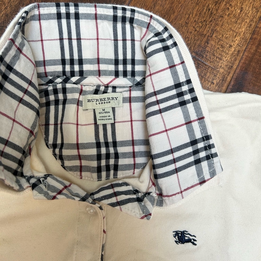 Burberry polo like new !